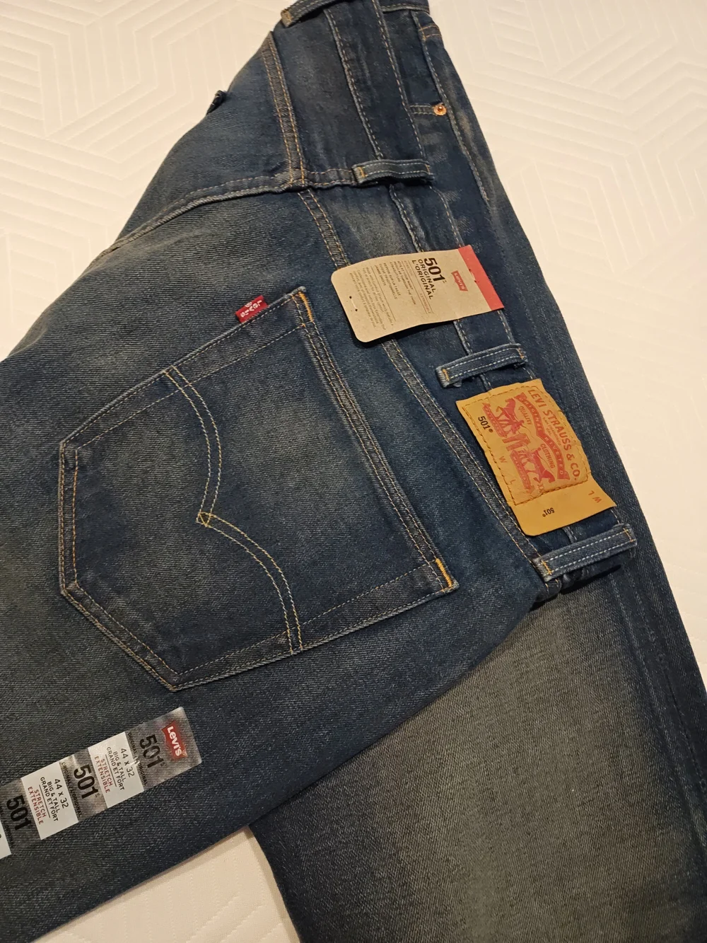 Levi's 501 Men's Straight Jeans - Dark Blue Washed Denim 44x32